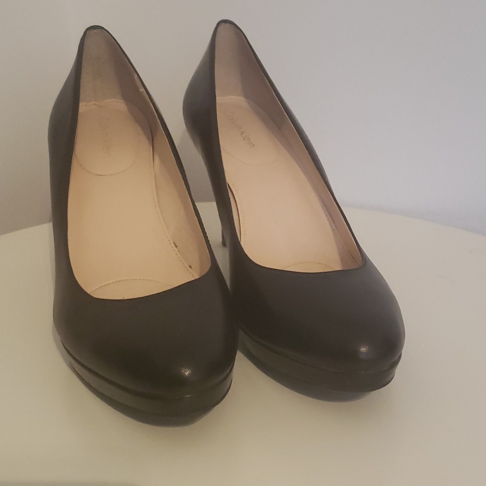 Black heels